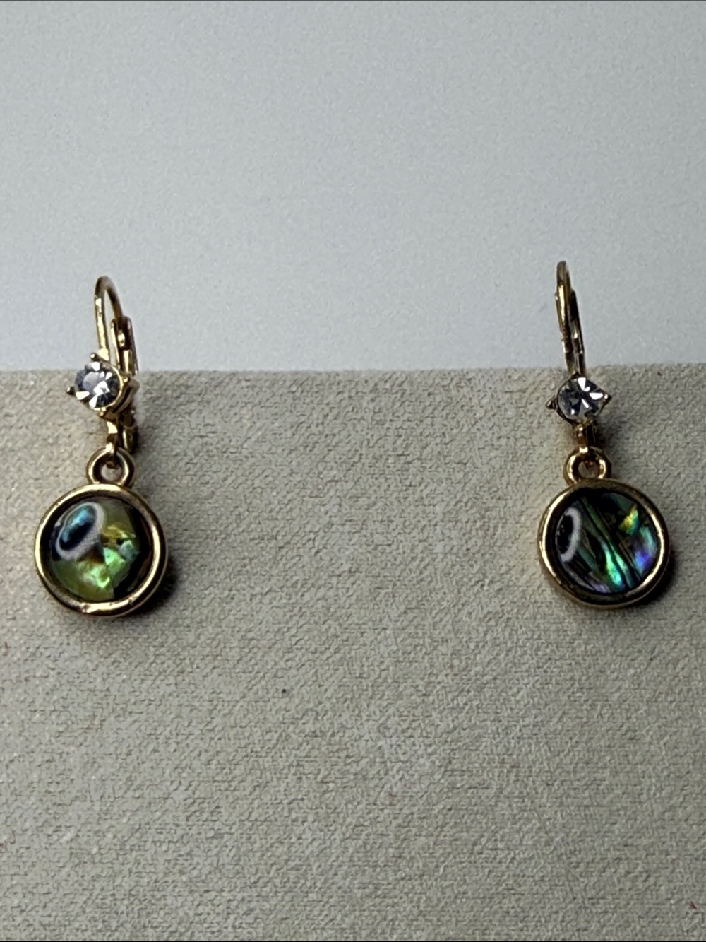 Pretty modern lever backs faux Abalone gold tone dainty classic dangle earrings